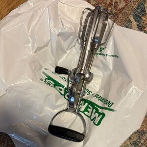 Vintage Flint Hand Mixer/Egg Beater